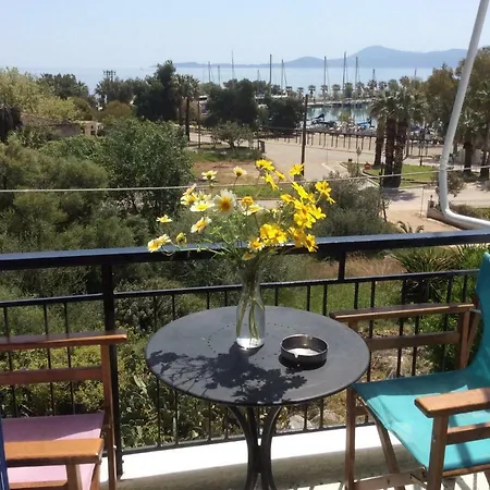 Popi Apartment *